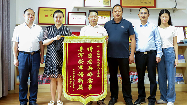 1661998604277081.jpg 221661995725_.pic_hd.jpg